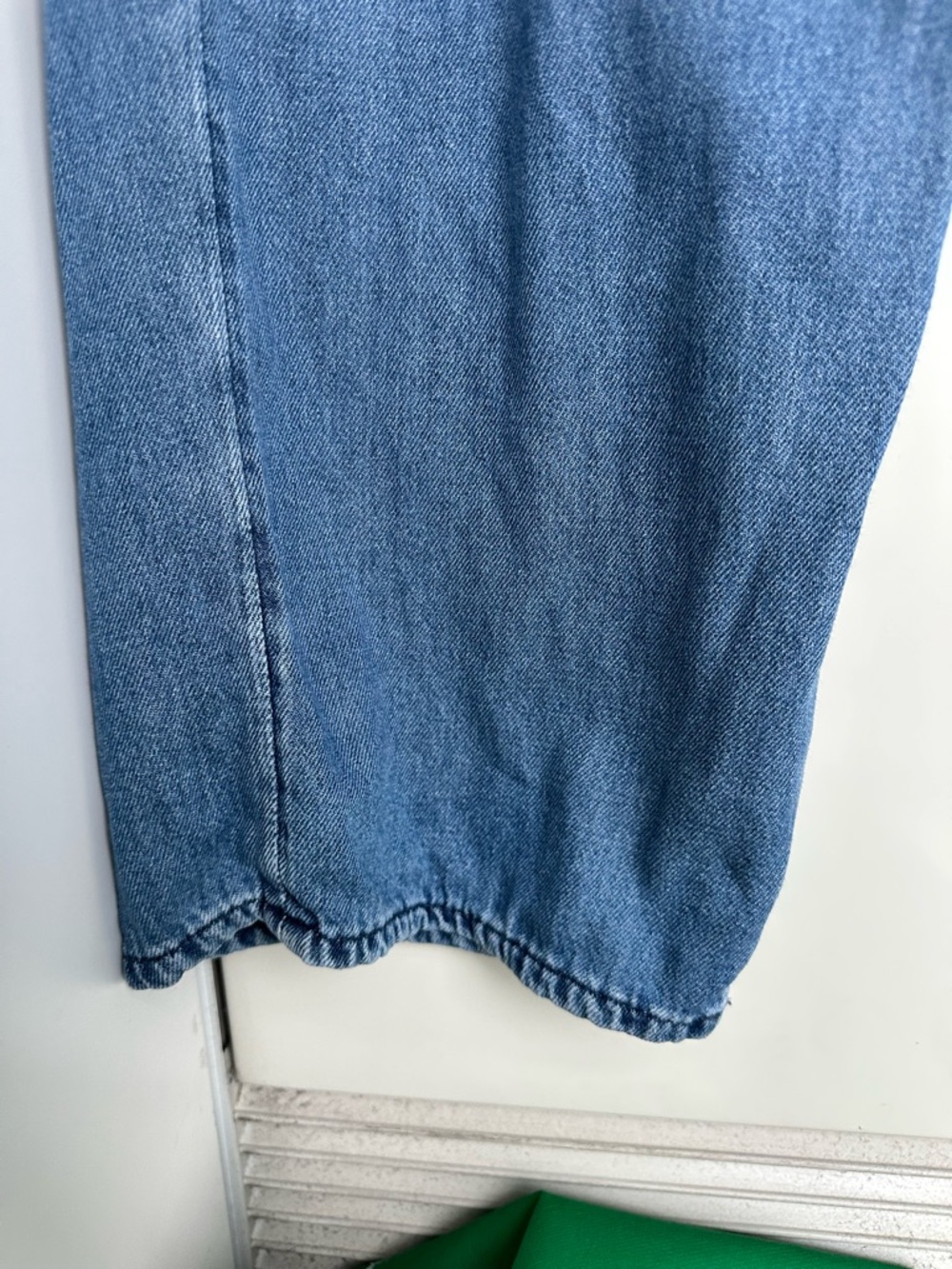 COS ($169) High Waisted Wide Leg Jeans | Minimalist Pleated Front Denim | Size 6 - Picture 4 of 16